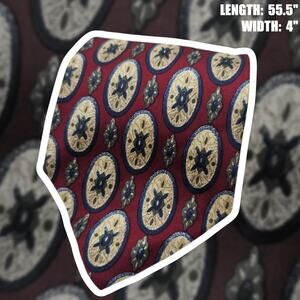 Lands' End Men Tie Red Medallion Geometric Foulard 100% Silk Hand Sewn USA 55.5"